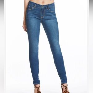 ✨✨Jessica Simpson Kiss Me Skinny Women’s Jeans